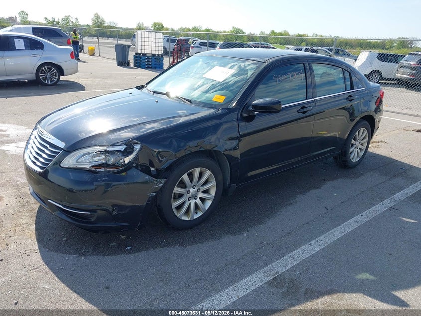 Vin: 1c3ccbbb1dn586722, lot: 45571185, chrysler 200 touring 20132