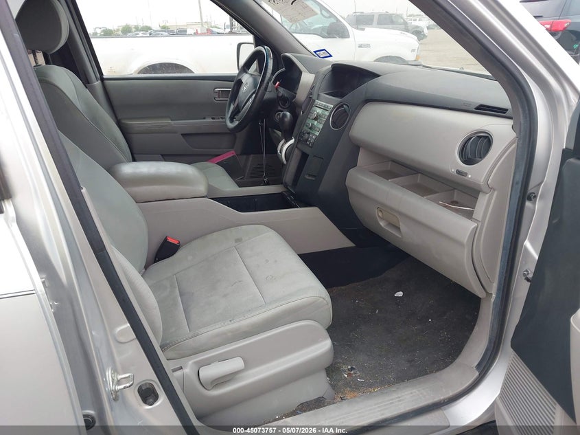 2011 Honda Pilot 3.5 Lx silver Lot 111045073757 Vin 5FNYF3H20BB057358