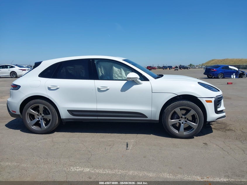 2023 Porsche Macan T VIN: WP1AA2A56PLB21677 Lot: 45073889