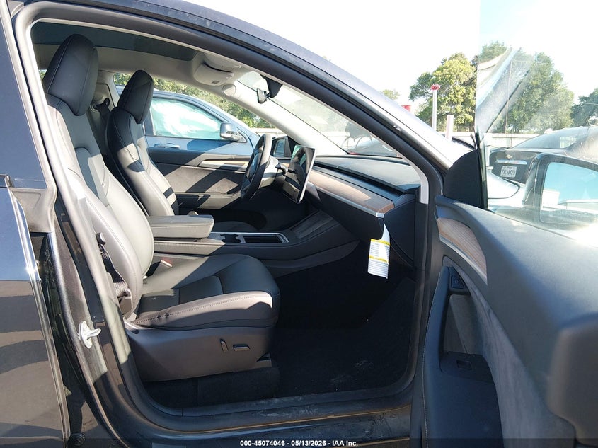 2025 TESLA MODEL Y auction photo 5