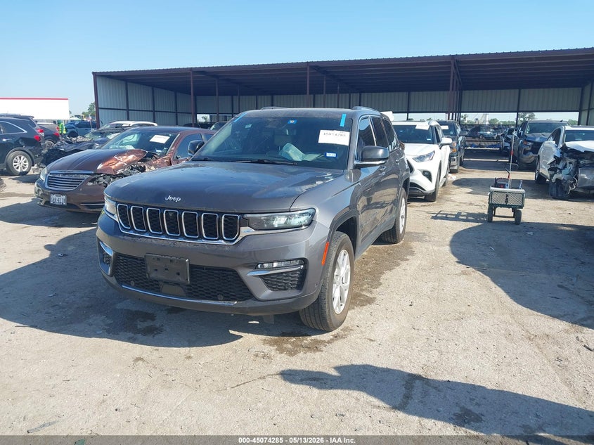 2023 JEEP GRAND CHEROKEE auction photo 2