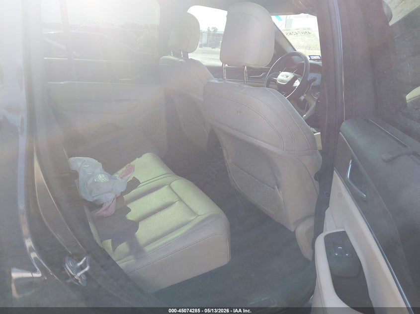 2023 JEEP GRAND CHEROKEE auction photo 8