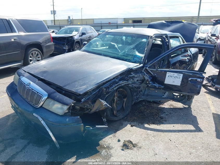 2MEFM74W7YX707131 2000 Mercury Grand Marquis Gs photo 1