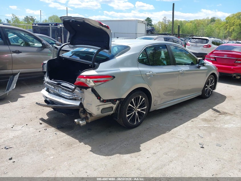 2019 TOYOTA CAMRY auction photo 4