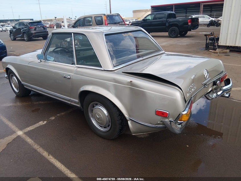 1971 BENZ 280SL auction photo 3