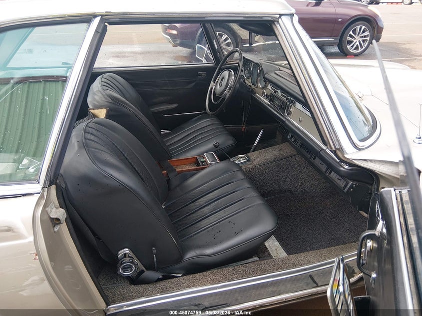 1971 BENZ 280SL auction photo 5