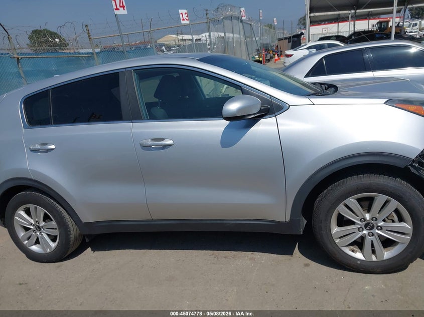 VIN KNDPM3AC5K7610807 2019 KIA SPORTAGE LX