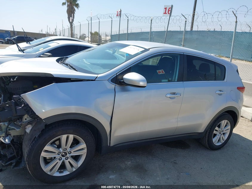 VIN KNDPM3AC5K7610807 2019 KIA SPORTAGE LX