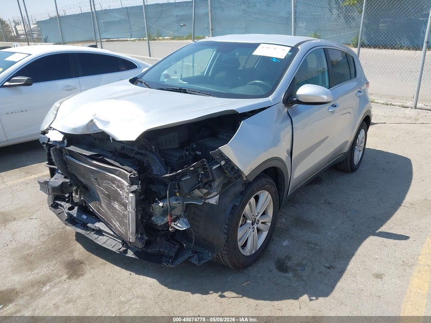 VIN KNDPM3AC5K7610807 2019 KIA SPORTAGE LX