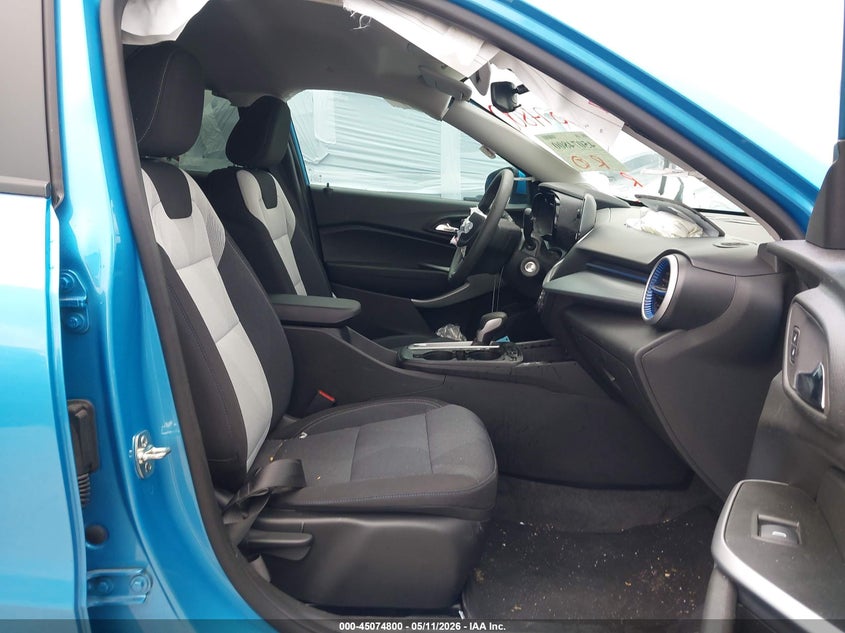 2026 CHEVROLET TRAX auction photo 5