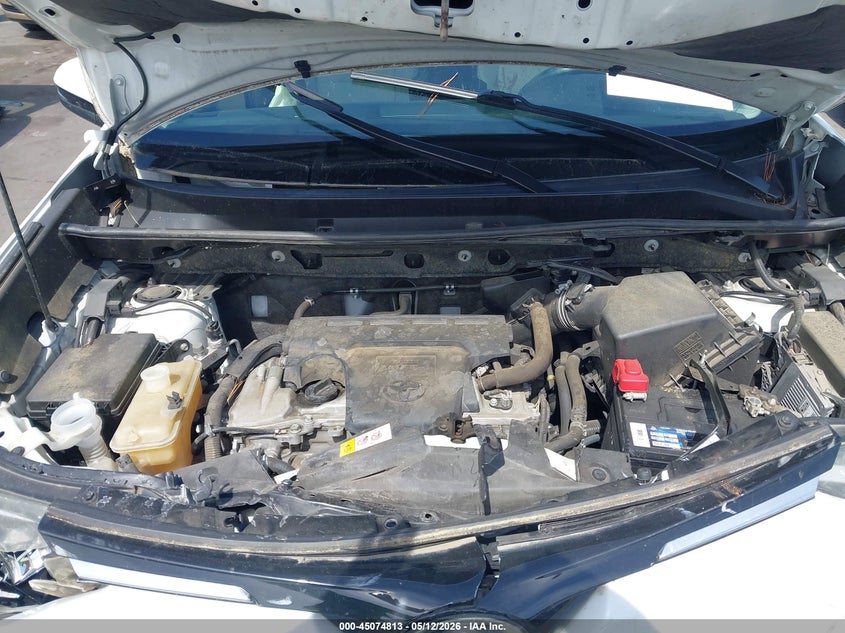VIN JTMWFREV6JJ737698 2018 TOYOTA RAV4 XLE