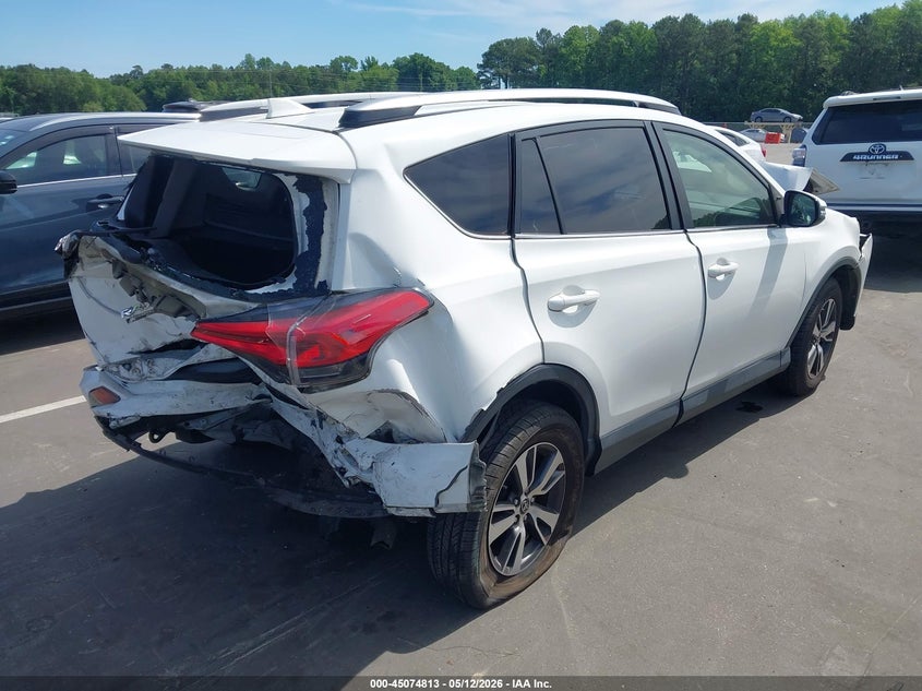 VIN JTMWFREV6JJ737698 2018 TOYOTA RAV4 XLE