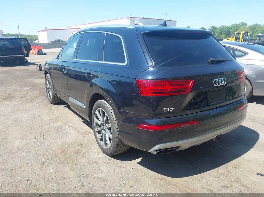 Vin: wa1vaaf7xhd033938, lot: 45572624, audi q7 3.0t premium 20173