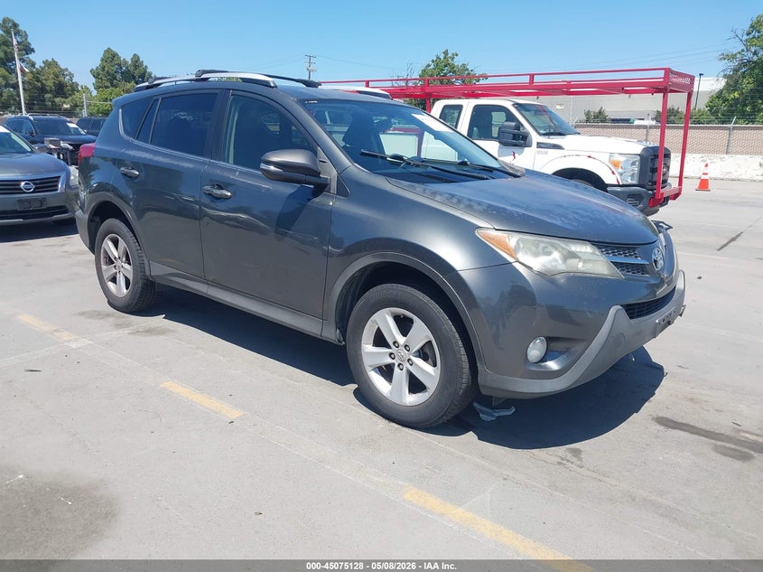2013 TOYOTA RAV4 XLE