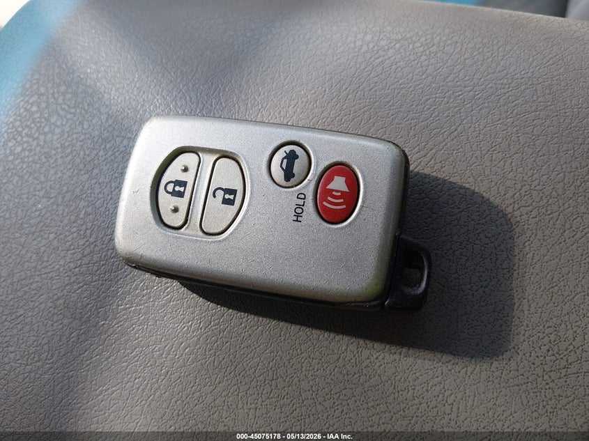 AtlanticExpress - Toyota Camry Hybrid