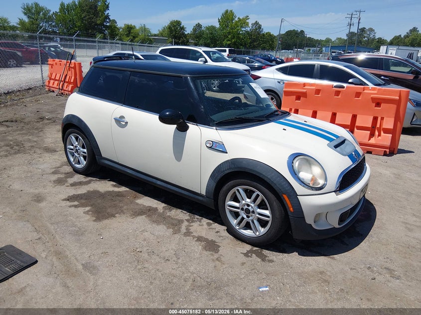 Vin: wmwsv3c52bty23241, lot: 45572736, mini cooper s 2011 img_1