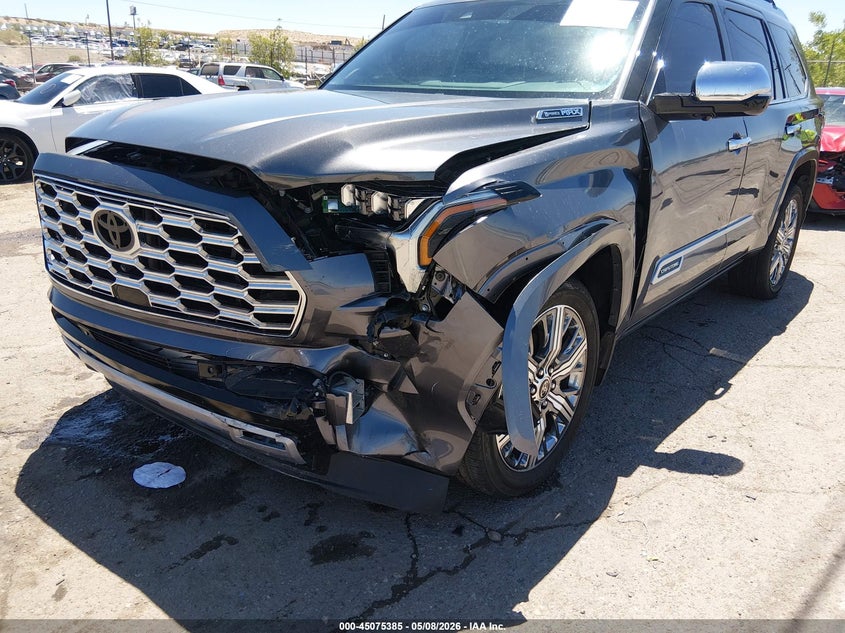 2023 TOYOTA SEQUOIA auction photo 6