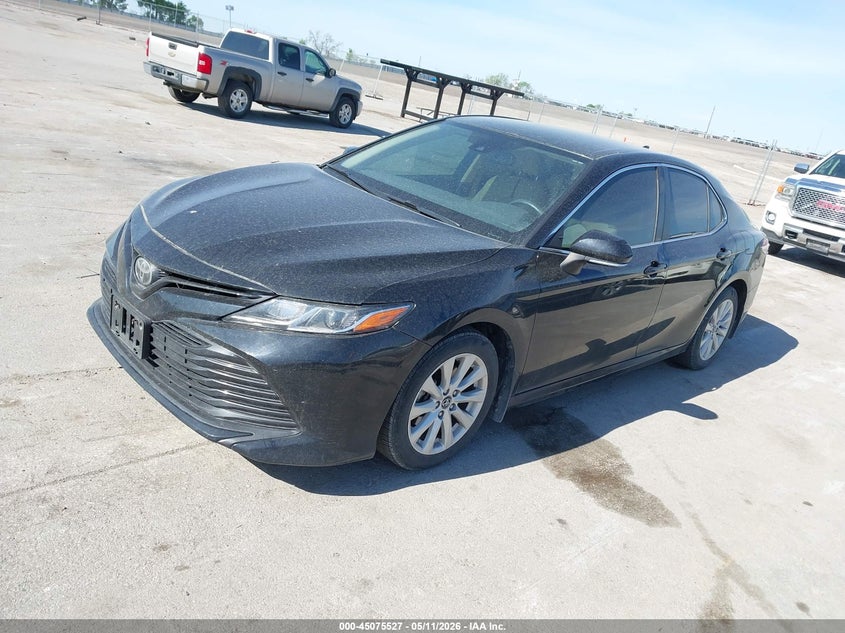 2019 TOYOTA CAMRY auction photo 2