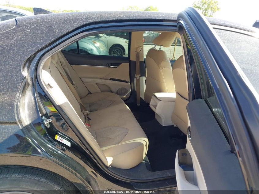 2019 TOYOTA CAMRY auction photo 8