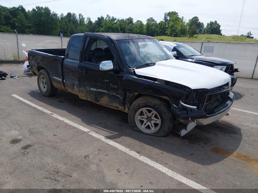 2002 GMC SIERRA 1500 auction photo 1