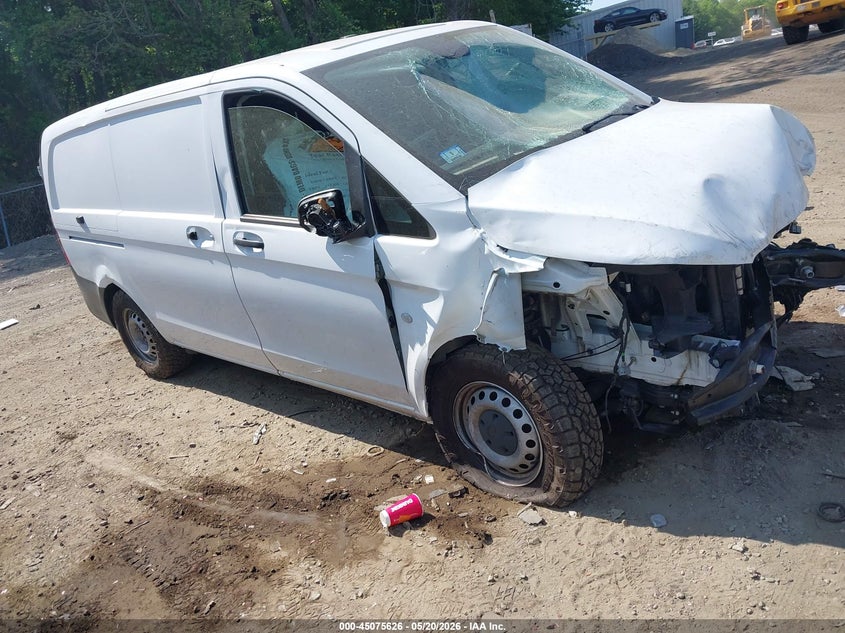 2022 MERCEDES-BENZ METRIS auction photo 1