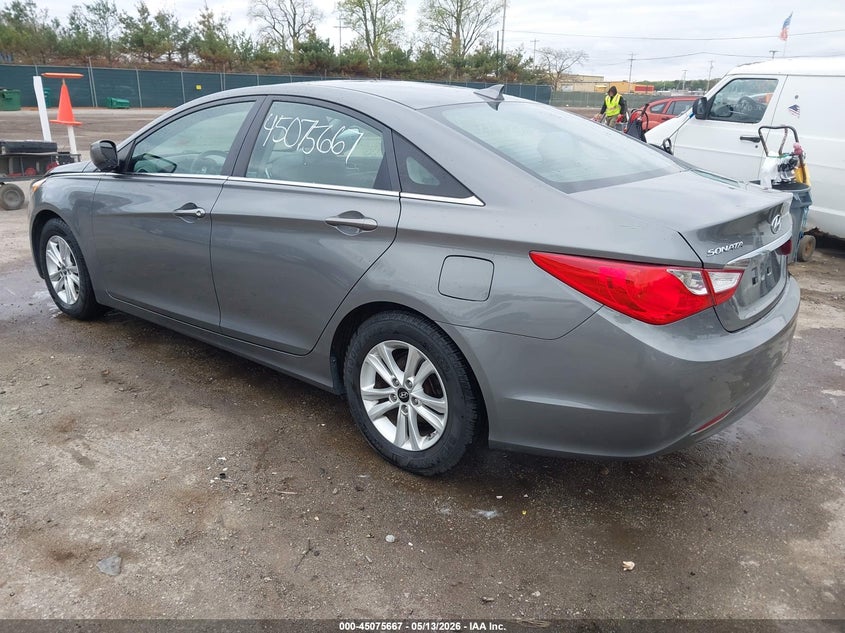 2012 HYUNDAI SONATA auction photo 3