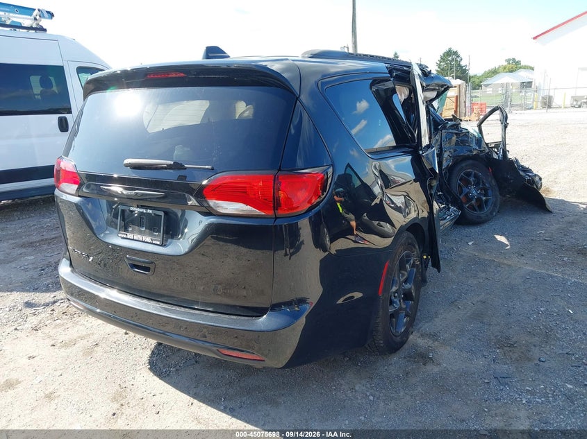 CHRYSLER PACIFICA - zdjęcie 4
