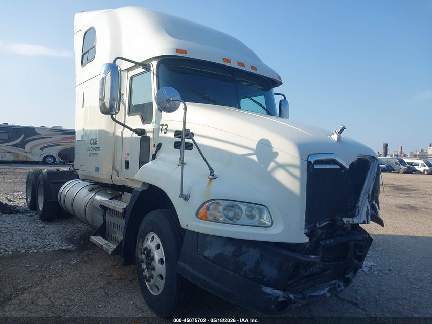 2013 MACK 600 CXU600