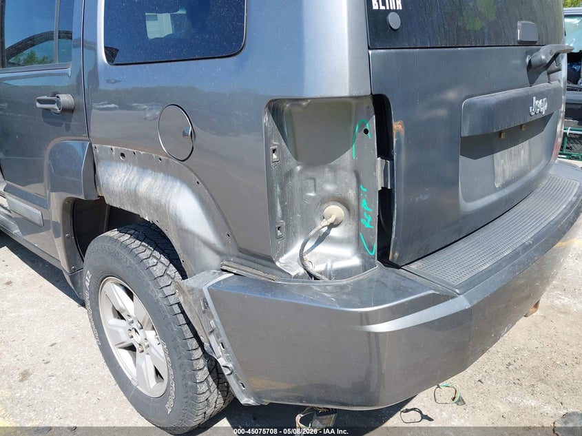 2012 JEEP LIBERTY auction photo 6