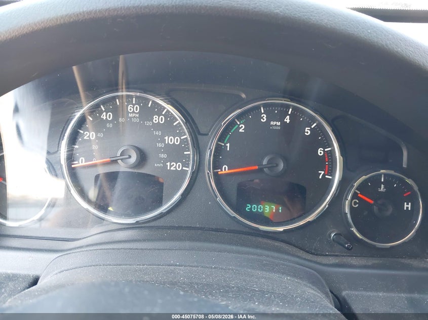 2012 JEEP LIBERTY auction photo 7