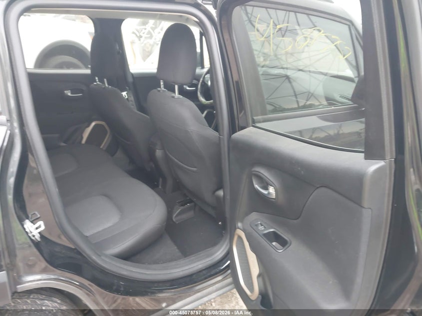 2016 JEEP RENEGADE auction photo 8