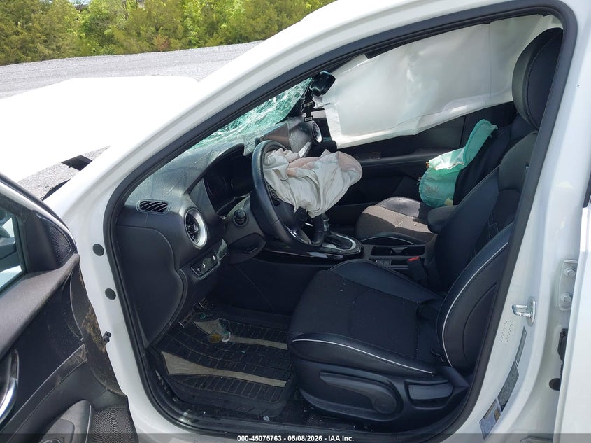 2023 KIA FORTE auction photo 5