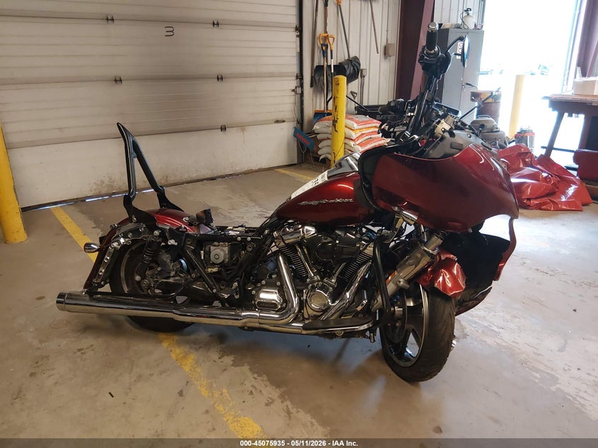 2017 Harley-Davidson Fltrxs Road Glide Special VIN: 1HD1KTC19HB673260 Lot: 45075935