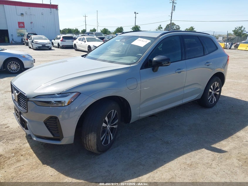 2024 VOLVO XC60 RECHARGE PLUG-IN HYBRID auction photo 2