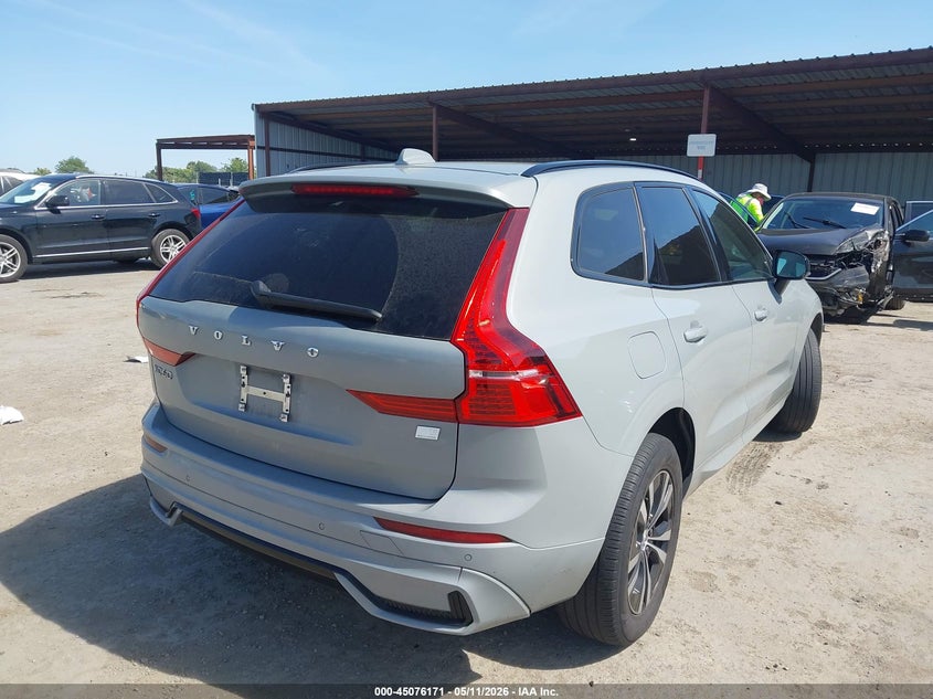2024 VOLVO XC60 RECHARGE PLUG-IN HYBRID auction photo 4