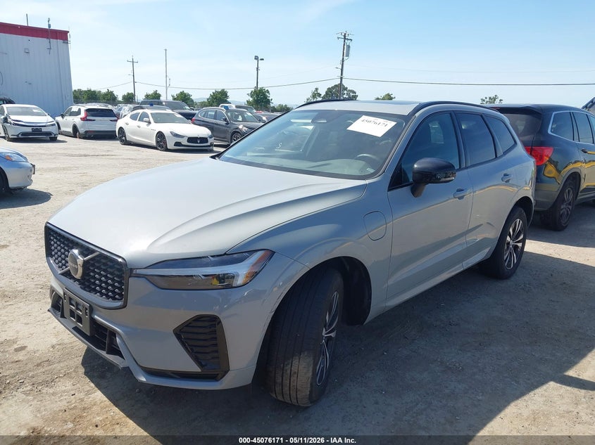 2024 VOLVO XC60 RECHARGE PLUG-IN HYBRID auction photo 6