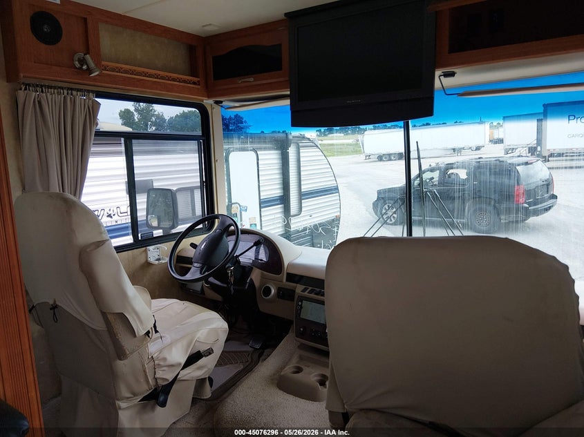 2008 COACHMEN MOTORHOME auction photo 5