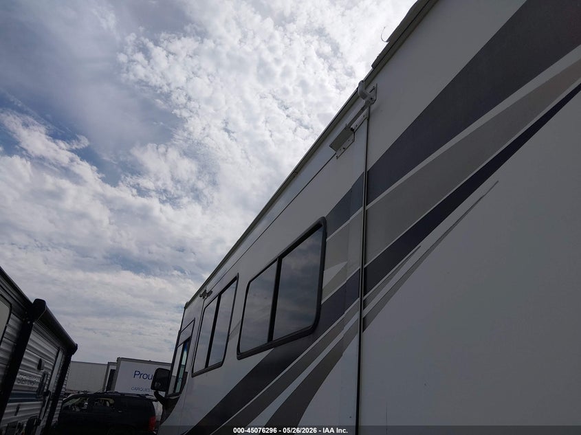 2008 COACHMEN MOTORHOME auction photo 6