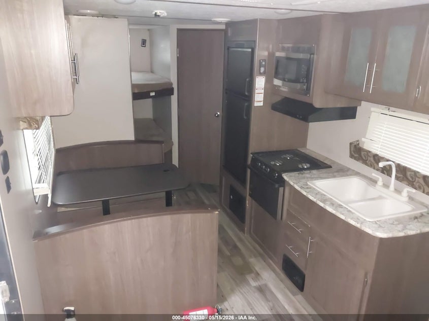 2019 KEYSTONE RV OTHER auction photo 8