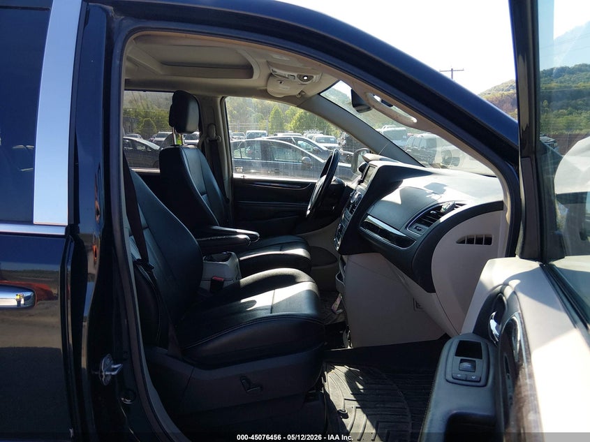 2016 CHRYSLER TOWN & COUNTRY VAN 3.6L V-6 DOHC, VVT, 283HP