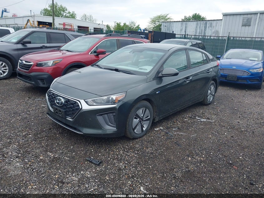 Vin: kmhc65lcxlu220320, lot: 45574057, hyundai ioniq hybrid blue 20202