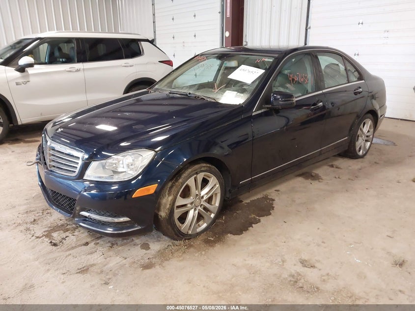 2012 Mercedes-Benz C 300 Luxury 4matic WDDGF8BB7CF910343 photo 1