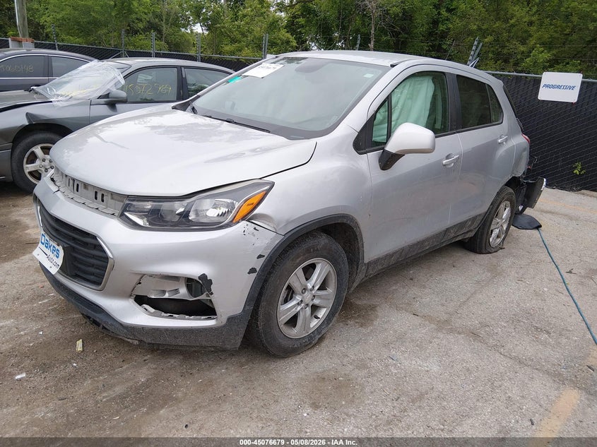 2019 Chevrolet Trax Ls 3GNCJKSB8KL341132 photo 1