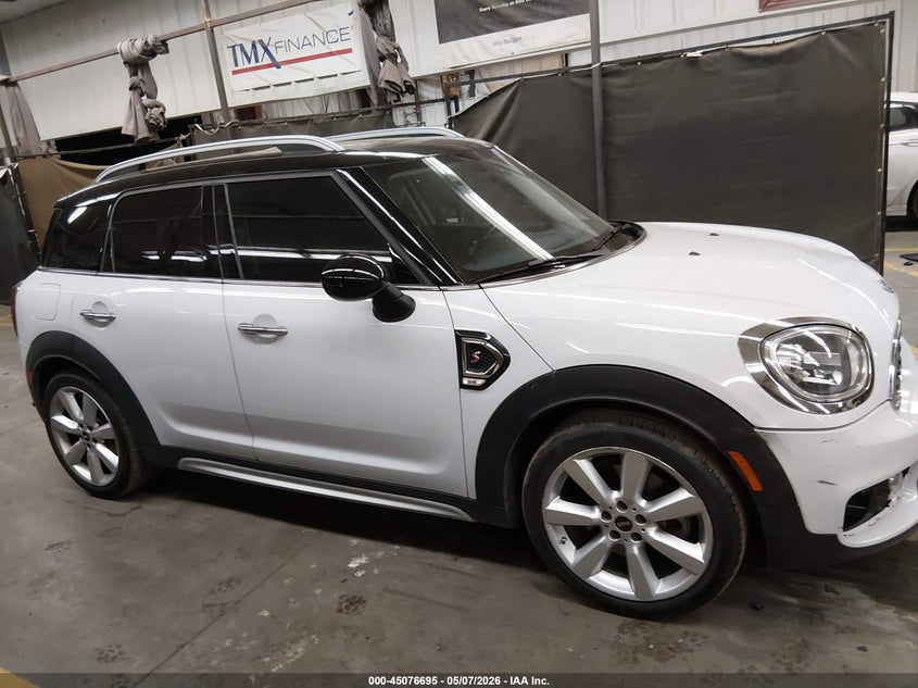 2018 Mini Countryman Cooper S VIN: WMZYT3C32J3D99191 Lot: 45076695