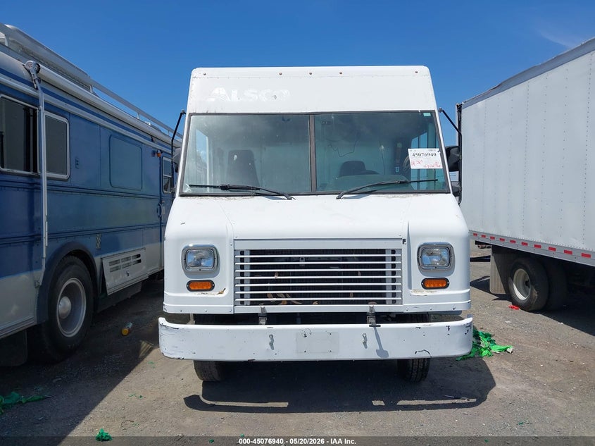 2016 FORD ECONOLINE E-450 STRIPPED N/A