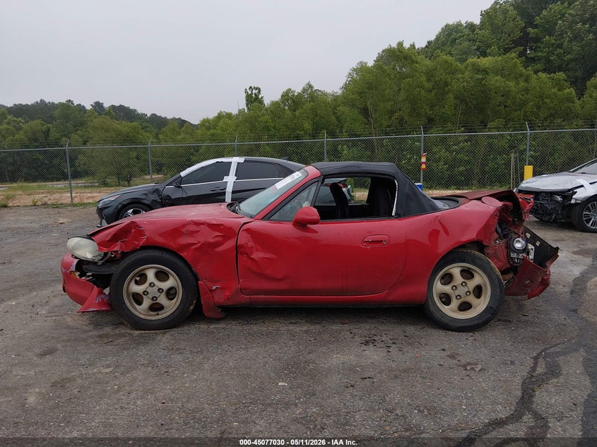 2000 Mazda Mx-5 Miata Ls/Special Edition VIN: JM1NB3532Y0144441 Lot: 45077030