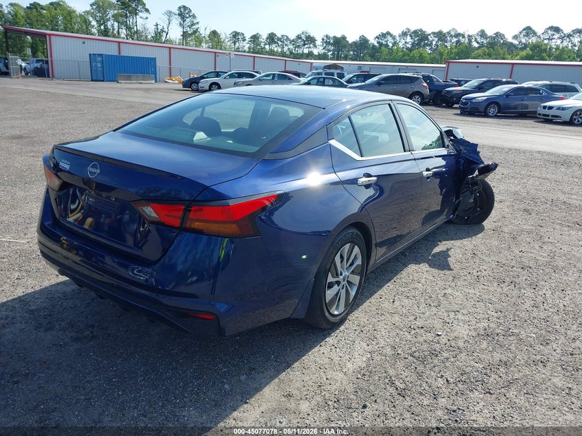 2023 NISSAN ALTIMA auction photo 4