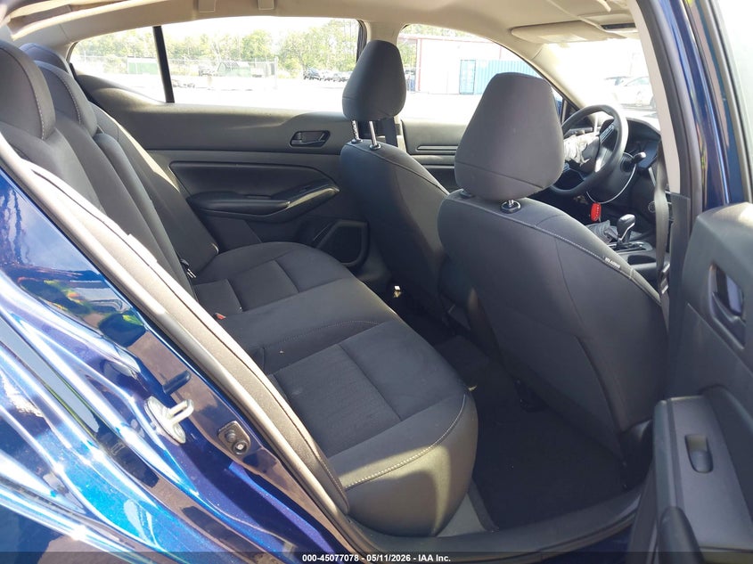 2023 NISSAN ALTIMA auction photo 8