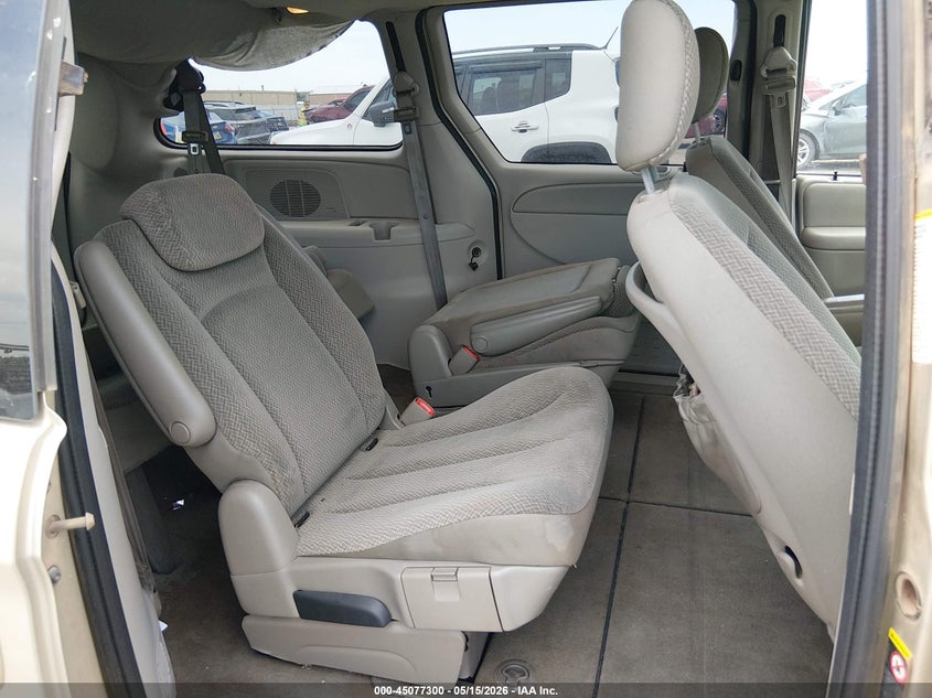 2005 Chrysler Town & Country Touring VIN: 2C8GP54L95R286499 Lot: 45077300