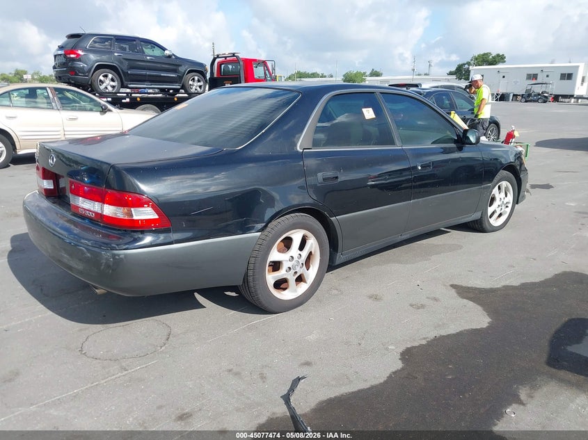 2001 LEXUS ES 300 — zdjęcie 4